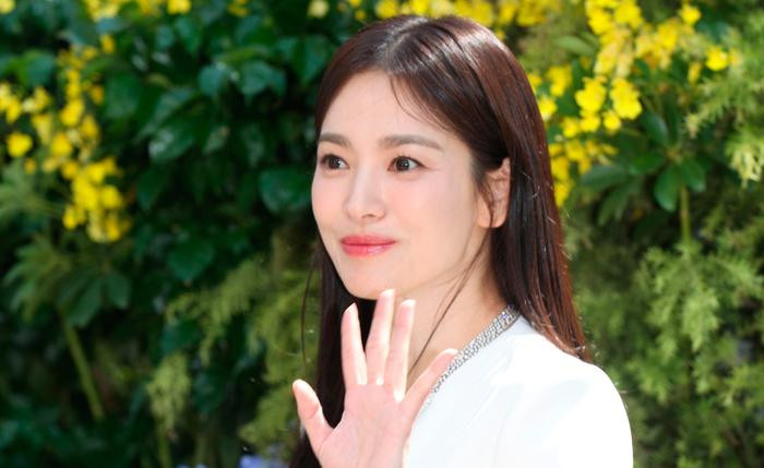 Ngoại lệ của Song Hye Kyo: Bên nhau đã nhiều năm, cùng lận đận đường tình duyên Ảnh 1